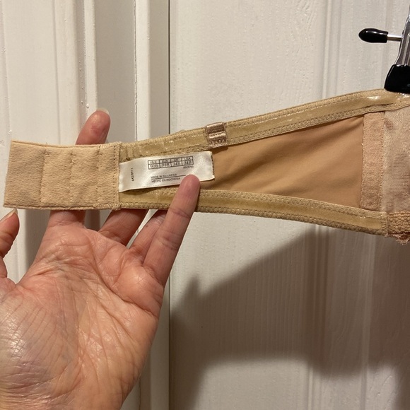 WonderBra Nude Lace Strapless Bra 34B (No Straps) #1 - Picture 12 of 14